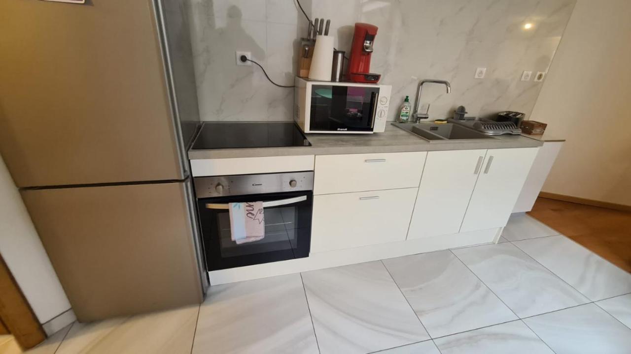 Ferienwohnung Le Bonheur Est Parfois Cache Dans L'Inconnu Sélestat Exterior foto