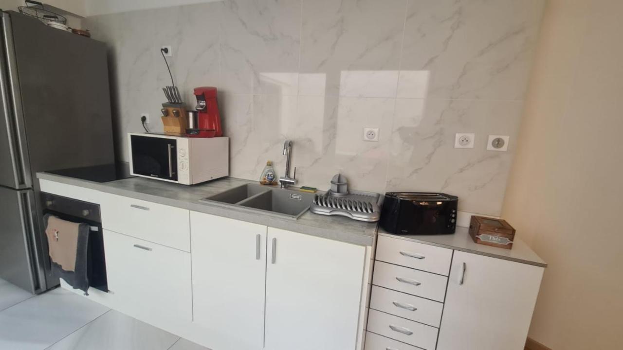 Ferienwohnung Le Bonheur Est Parfois Cache Dans L'Inconnu Sélestat Exterior foto